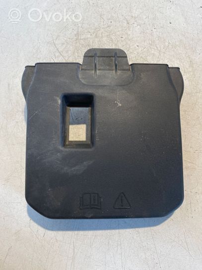 Ford Focus Battery box tray cover/lid AM5110A859AD