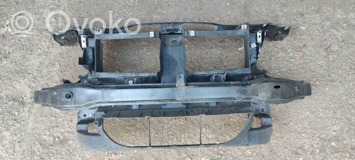 BMW X1 E84 Support de radiateur sur cadre face avant 