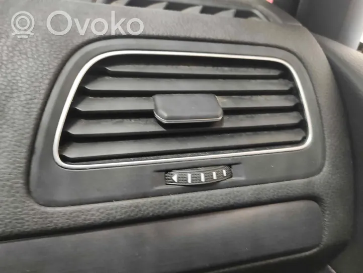 Volkswagen Golf VII Centrālais gaisa ventilācijas režģis 5G1819704SZNX