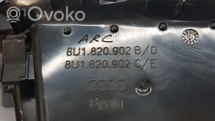 Audi Q3 8U Griglia di ventilazione centrale cruscotto 8U1820902E