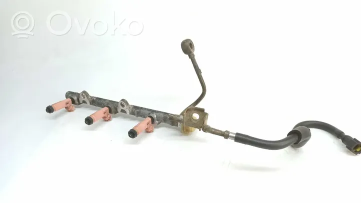 Lexus RX 300 Listwa wtryskowa 2320920030