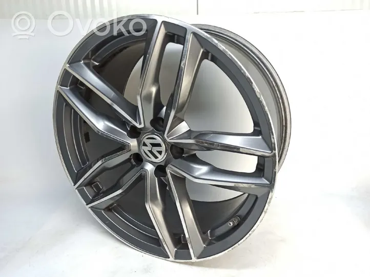 Volkswagen PASSAT CC R18 alloy rim 1126