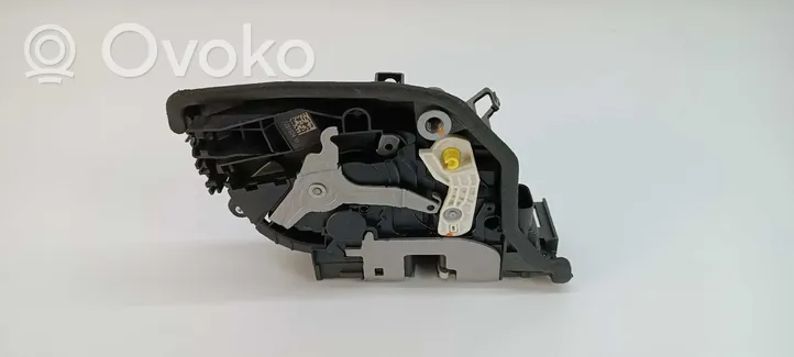 BMW i3 Priekšpusē slēdzene 18283810