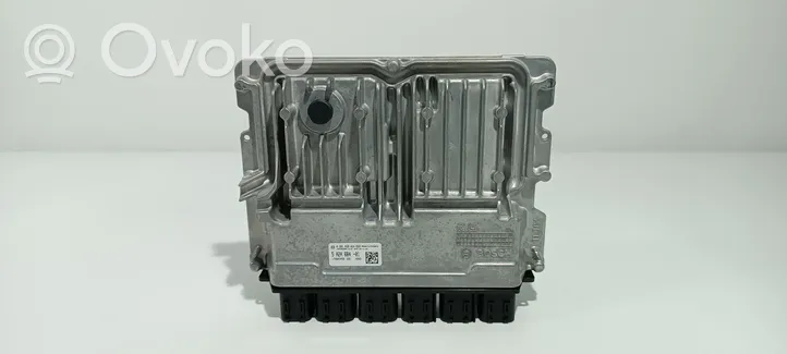 BMW 1 F40 Блок управления двигателем ECU 0281039024