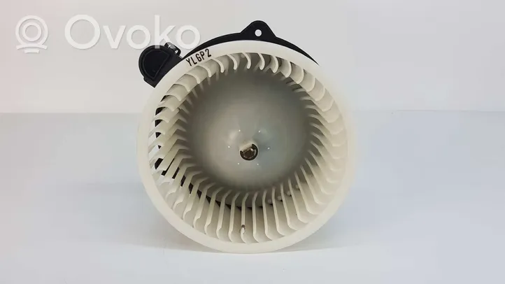 KIA Carens III Ventola riscaldamento/ventilatore abitacolo 