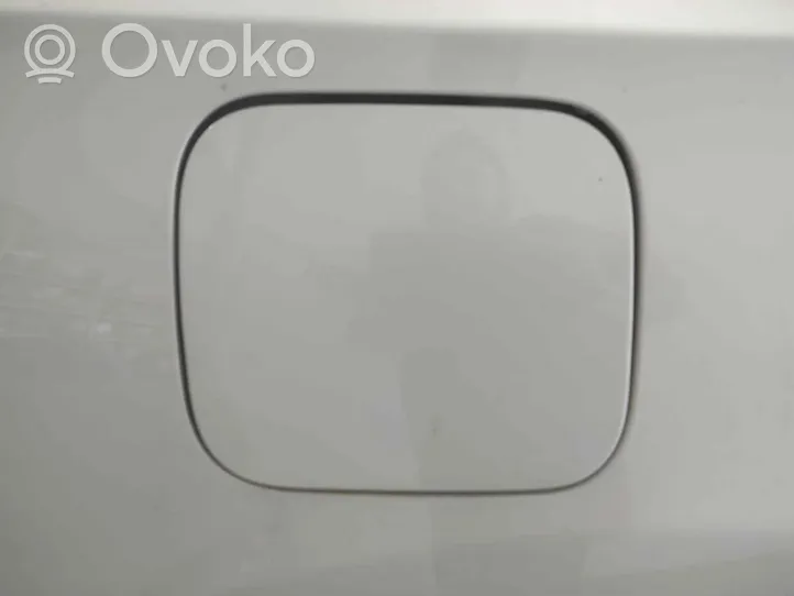 Nissan Qashqai+2 Polttoainesäiliön täyttöaukon korkki 