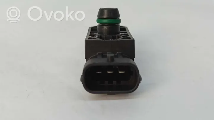 Nissan Juke I F15 Air pressure sensor H8200843680