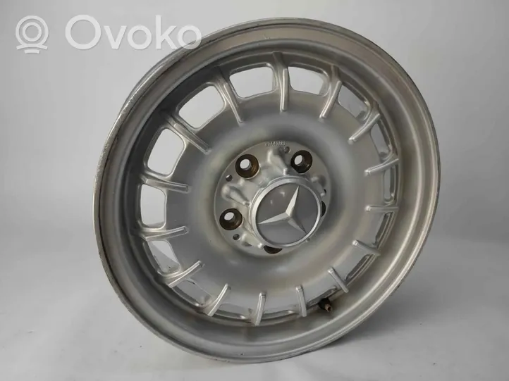 Mercedes-Benz E W123 Felgi aluminiowe R18 KBA40383