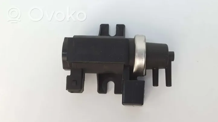 BMW X3 E83 Solenoidinis vožtuvas 2247906