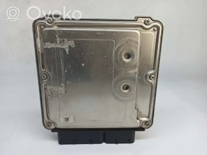 Seat Leon (5F) Блок управления двигателем ECU 0281018510