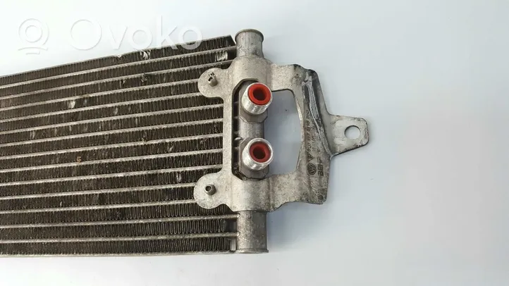 Audi Q7 4L Radiatore dell’olio del cambio H1775000