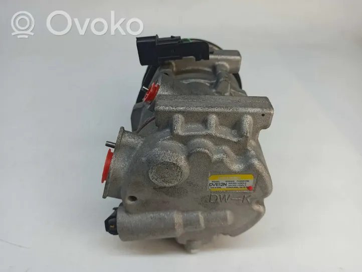 KIA Stonic Ilmastointilaitteen kompressorin pumppu (A/C) 97701H8400