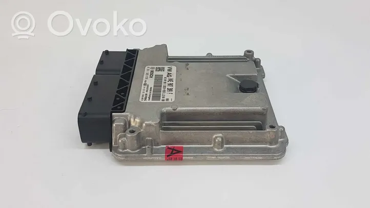 Volkswagen Golf VII Unité de commande, module ECU de moteur 0261S09836