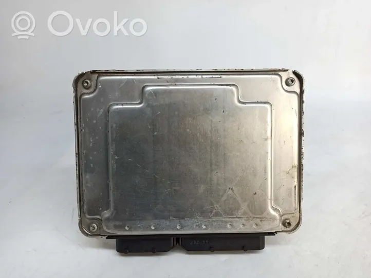 Volkswagen Polo IV 9N3 Centralina/modulo motore ECU 0281012194