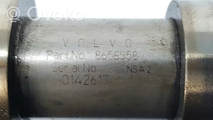 Volvo S60 Camshaft 8658958