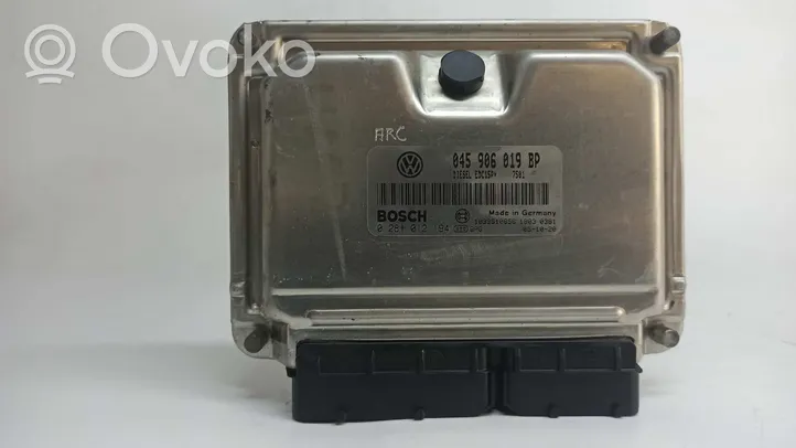 Volkswagen Polo IV 9N3 Moottorin ohjainlaite/moduuli (käytetyt) 0281012194