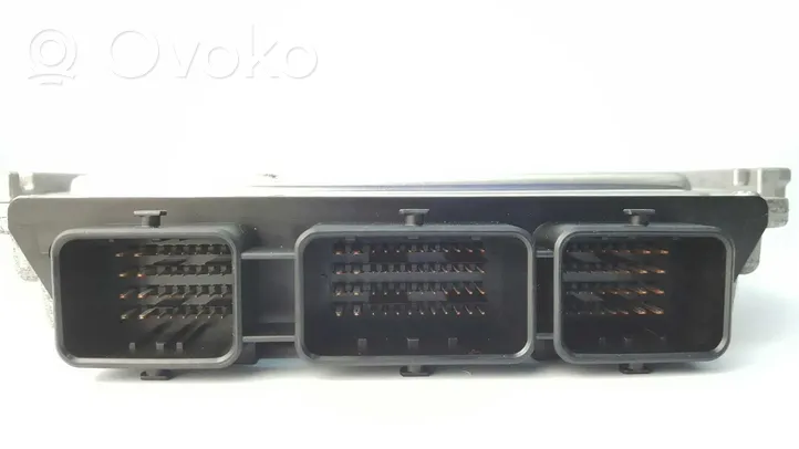 Peugeot Partner Unidad de control/módulo ECU del motor 0281013872