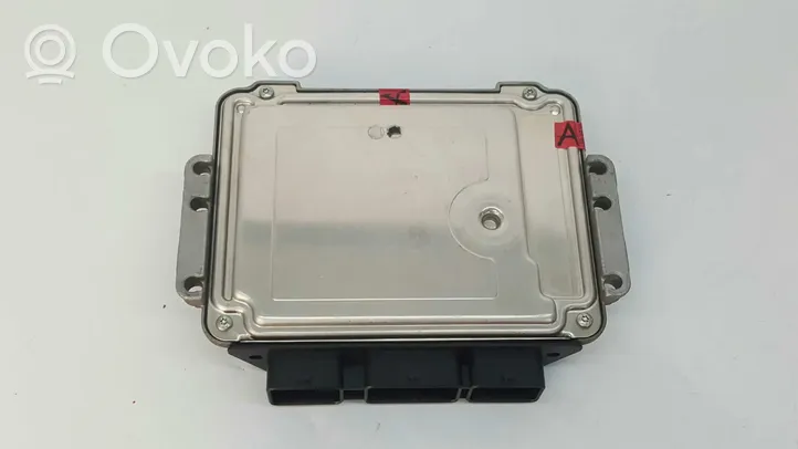 Citroen C4 I Unité de commande, module ECU de moteur 0281011629