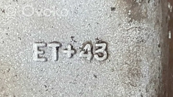 SsangYong Rexton R18-alumiinivanne 