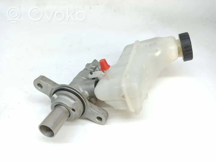 Renault Megane IV Główny cylinder hamulca 5001865517