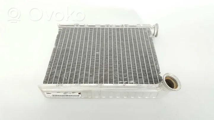 Renault Clio IV Radiateur de chauffage N670939K126