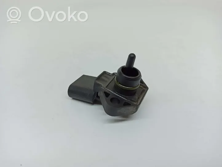 Volkswagen Polo III 6N 6N2 6NF Air pressure sensor 0261230011