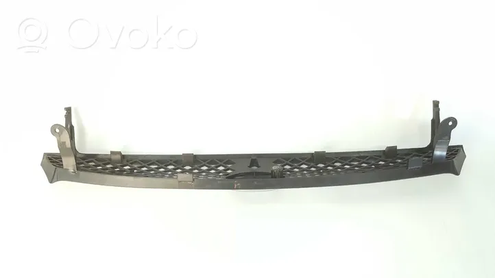 Ford Focus Maskownica / Grill / Atrapa górna chłodnicy 1132681