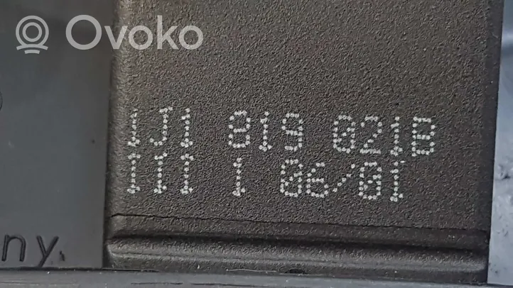 Volkswagen Bora Pulseur d'air habitacle 1J1819021C