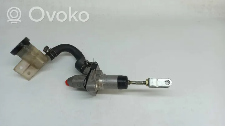 Nissan Primera Główny cylinder sprzęgła 306103J004