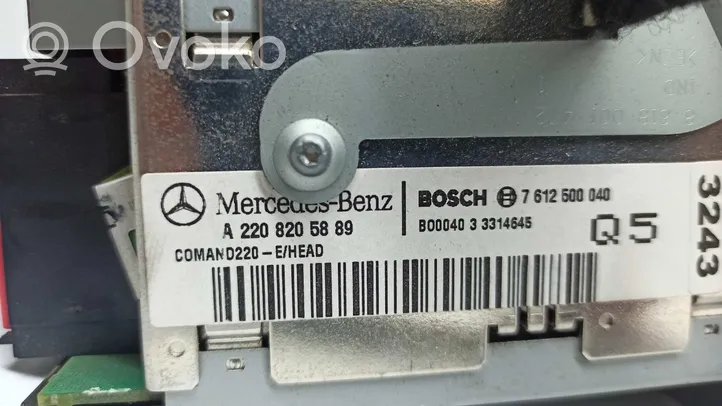 Mercedes-Benz S W220 Navigaatioyksikkö CD/DVD-soitin 7612500040