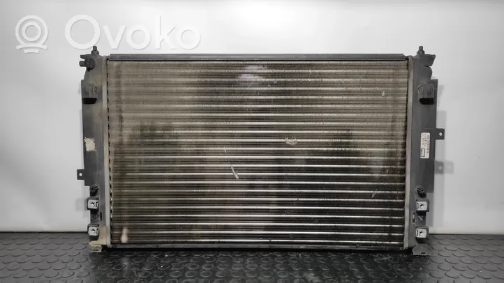 Volkswagen PASSAT B5 Radiateur de refroidissement 