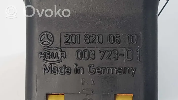 Mercedes-Benz 190 W201 Przycisk regulacji lusterek bocznych 2018200610