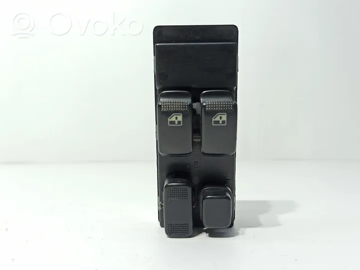 KIA Carnival Electric window control switch 621W04200