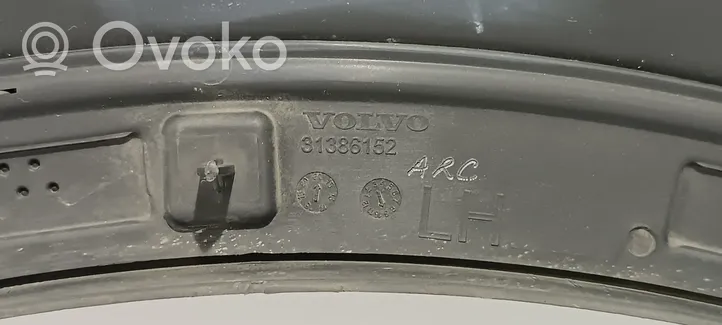 Volvo V90 Cross Country Etupyöräkotelon koristelista 31420847