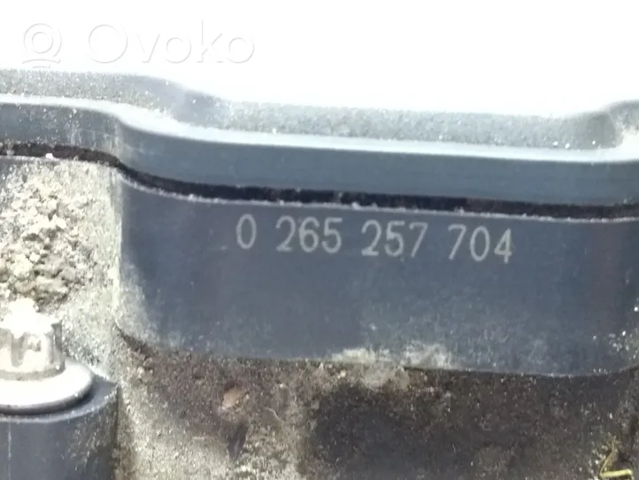 Opel Corsa E Блок ABS 0265257704