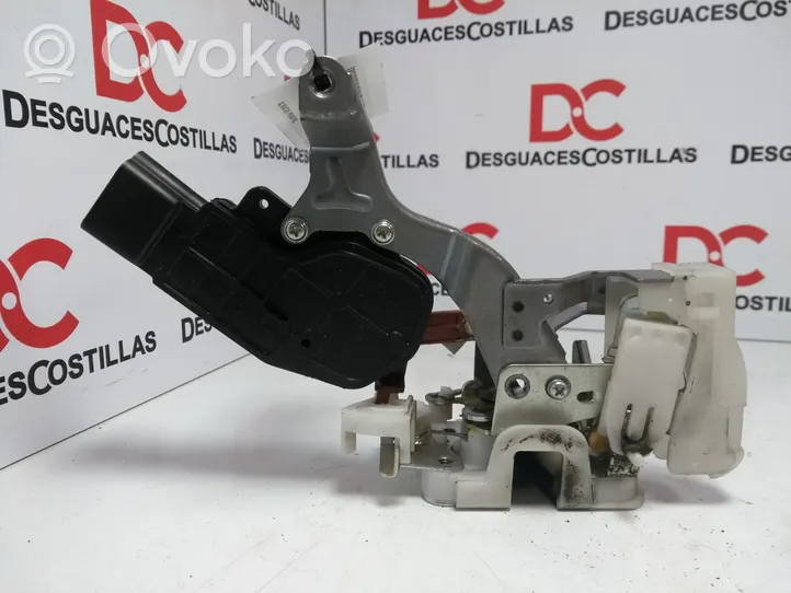 Toyota Aygo AB10 Zamek drzwi tylnych 693300H011