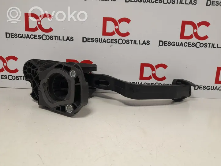 Volkswagen PASSAT B6 Clutch pedal 1K0721796E