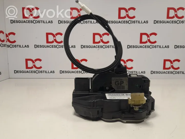 Opel Insignia A Front door lock 13503802