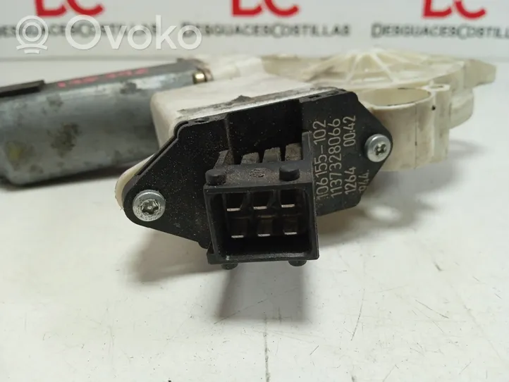 Opel Vectra C Moteur de lève-vitre de porte arrière 1137328066