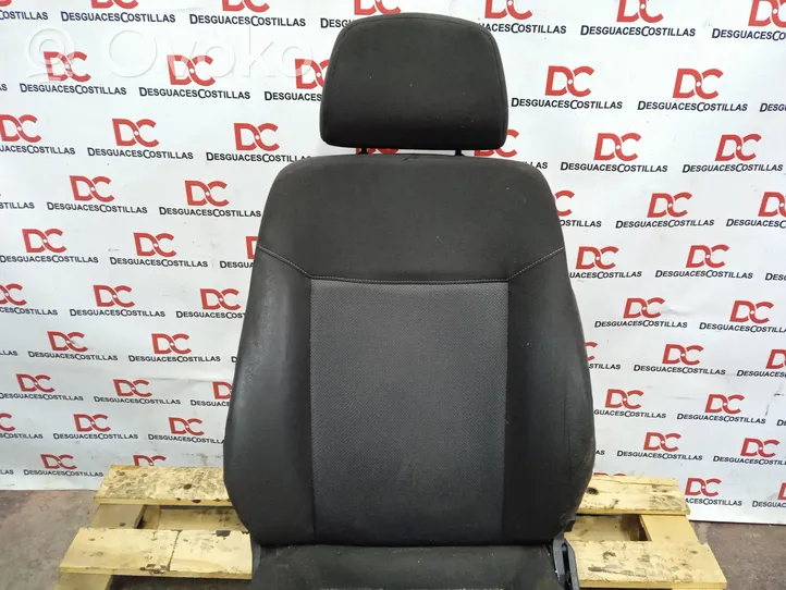 Opel Astra H Front driver seat 