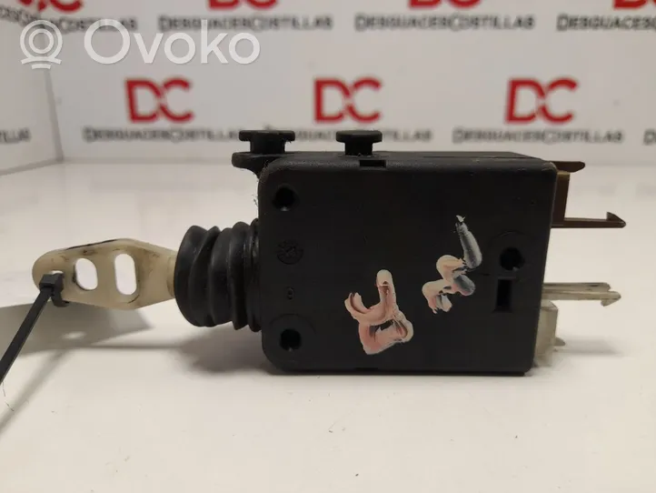 Citroen Saxo Front door lock motor 