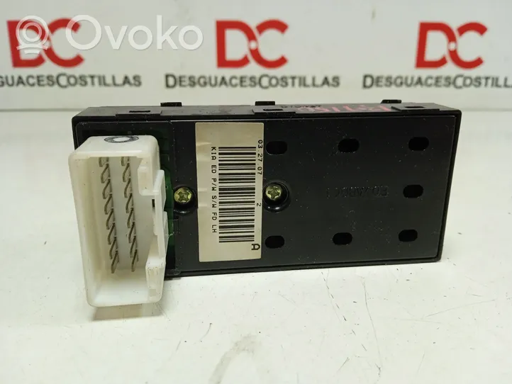 KIA Ceed Interruptor del elevalunas eléctrico 369493