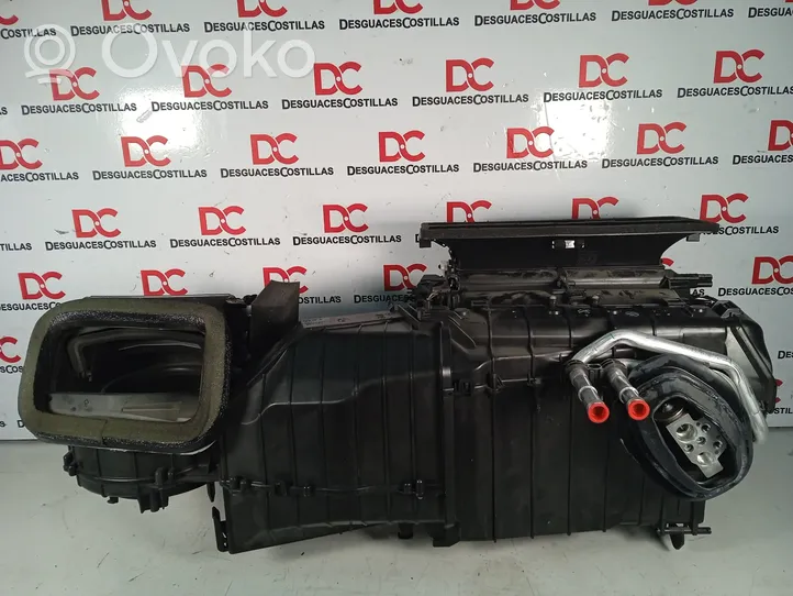 Audi A6 S6 C7 4G Salono oro mazgo plastikinis korpusas 4G1820005