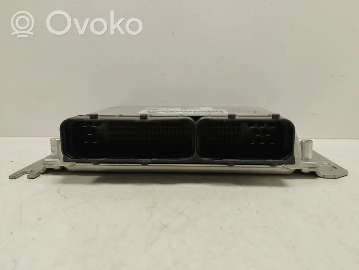 KIA Cerato Variklio valdymo blokas 0281011878