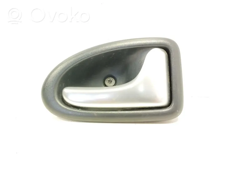 Renault Clio II Front door interior handle 8200028995