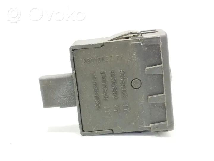 Peugeot 208 Light switch 9638442277