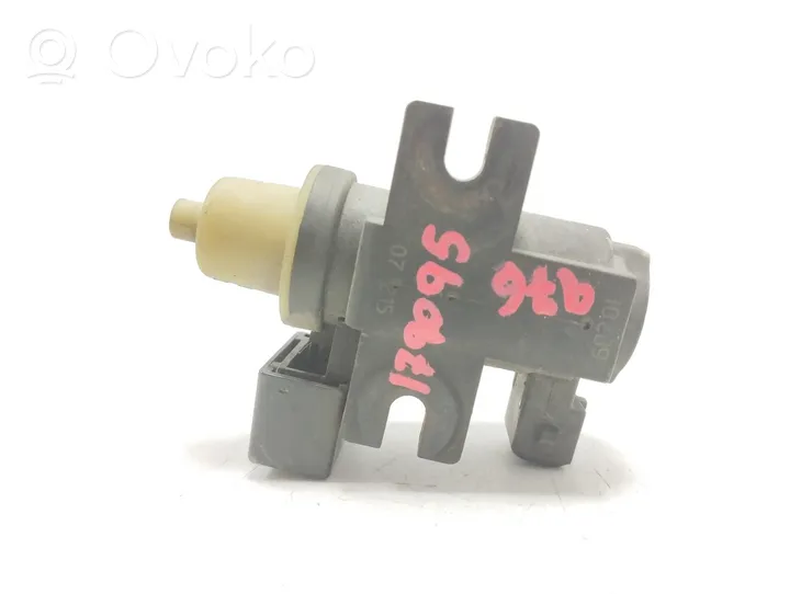 Opel Zafira B Vacuum valve 55563534