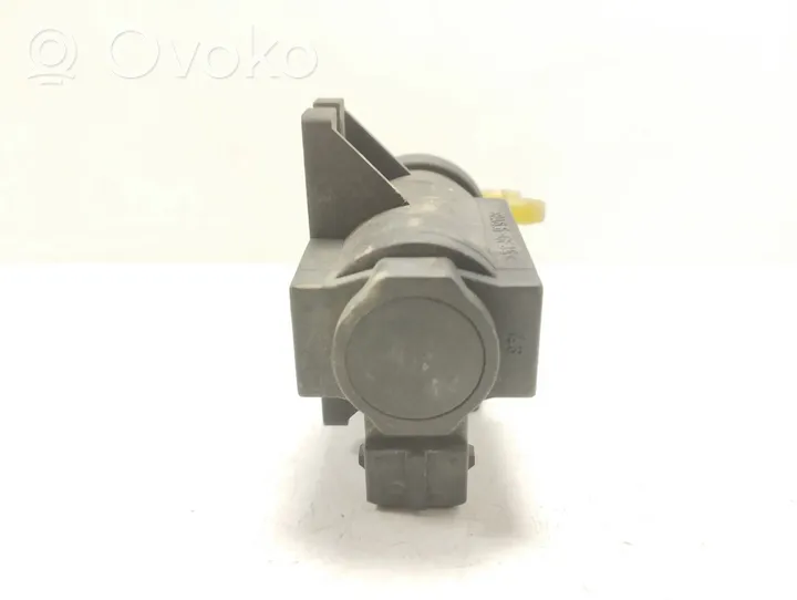 Opel Zafira B Vacuum valve 55563534