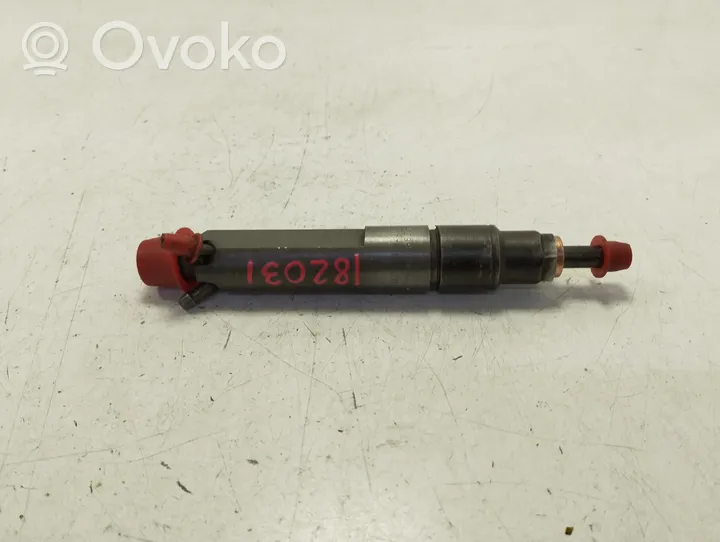 Volkswagen Golf IV Injecteur de carburant 028130201T