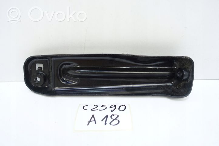 Audi A1 Muu moottoritilan osa 2Q0825921